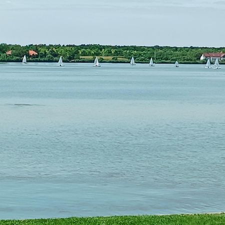 Rb Apartment 1 Palic Bagian luar foto